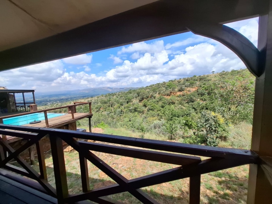 5 Bedroom Property for Sale in Waterkloof East North West